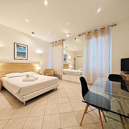 Viva Riviera 11 Rue Commandant Andre Apartment Cannes Exterior photo